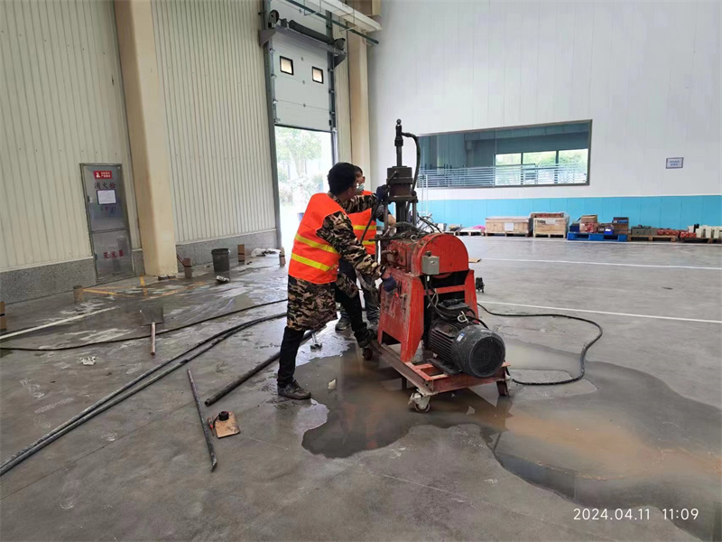 洞头厂房地面下沉塌陷注浆加固施工